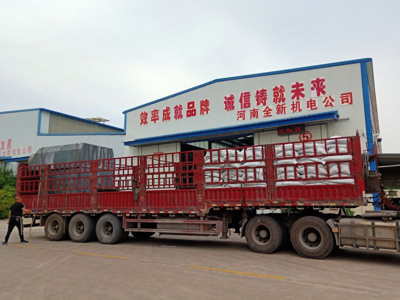 ���ͻ�ά�޵�1600kw��ѹ���װ������